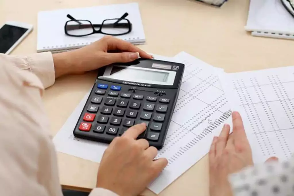 Como organizar suas finanças durante a temporada de impostos no Brasil? Dicas e estratégias para evitar erros! 2 Veja 5 dicas para um planejamento financeiro efetivo em sua empresa 1024x683 1