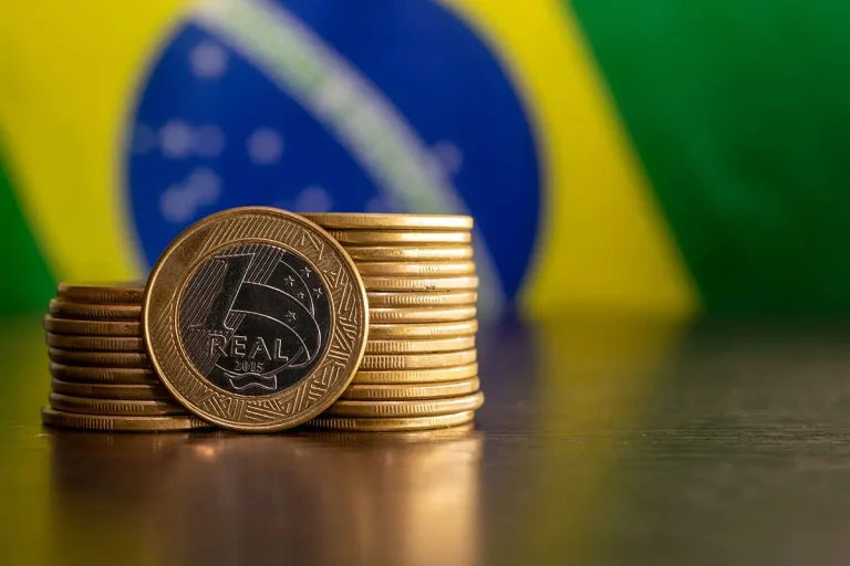 Início 2 Como a isencao do IR de R 5 mil pode afetar economia brasileira 1.jpg